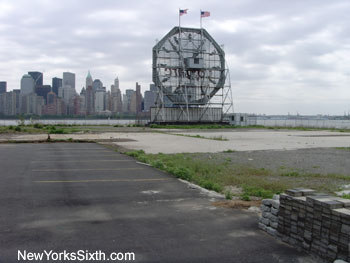 Veteran's Park along the waterfront in Jersey City, New Jersey